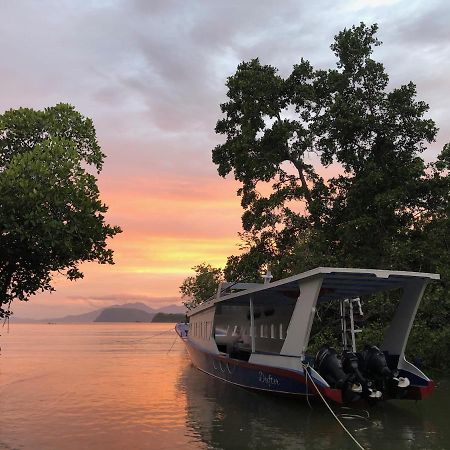 Nomad Divers Bangka Likupang Exterior photo